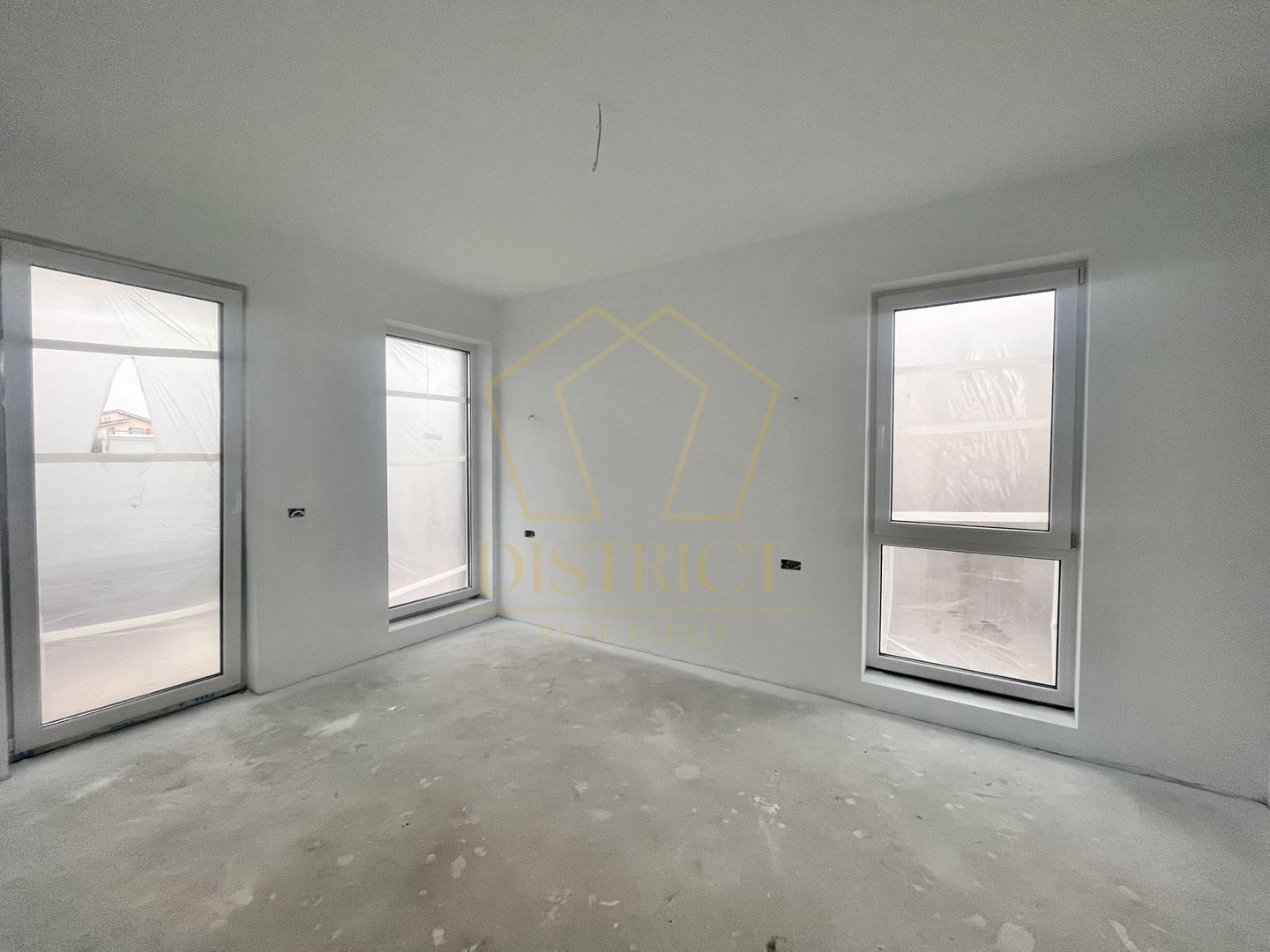 Apartament 3 camere, doua bai si gradina de 90 mp I IKEA I Dumbravita - Poză 1