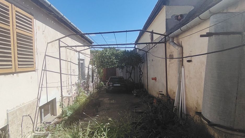 De vânzare casă cu 5 camere, Agnita, str. Horea - Poză 3