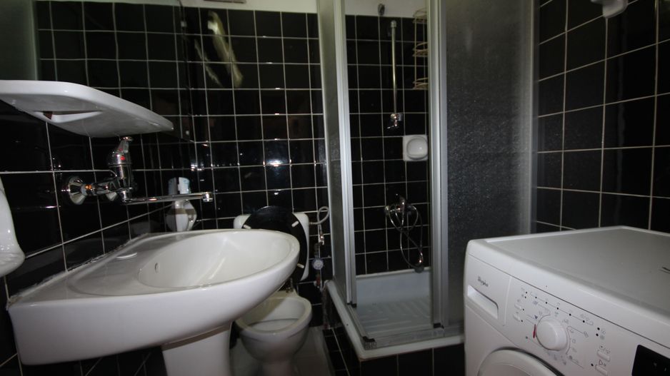 Spatios cu priveliste deosebita - Poză 40