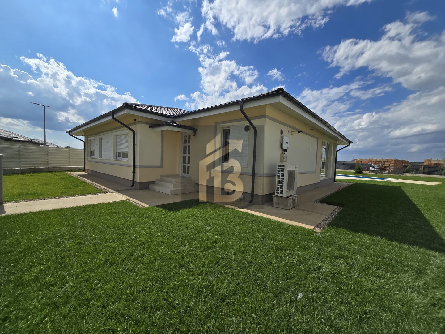 Casă Premium | 1.010 mp teren |Piscină | Fotovoltaice 14 kWp - Poză 3