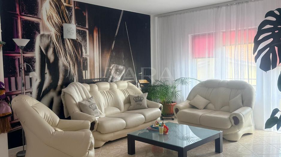 Vanzare apartament decomandat  in zona centrala Apahida - Poză 1