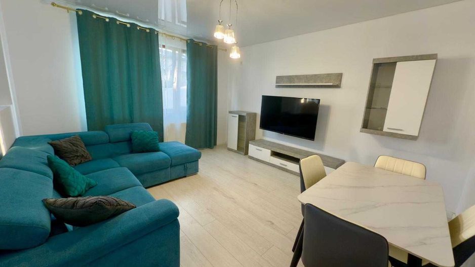 Inchiriez apartament 2 camere + curte proprie, parcare - Poză 1