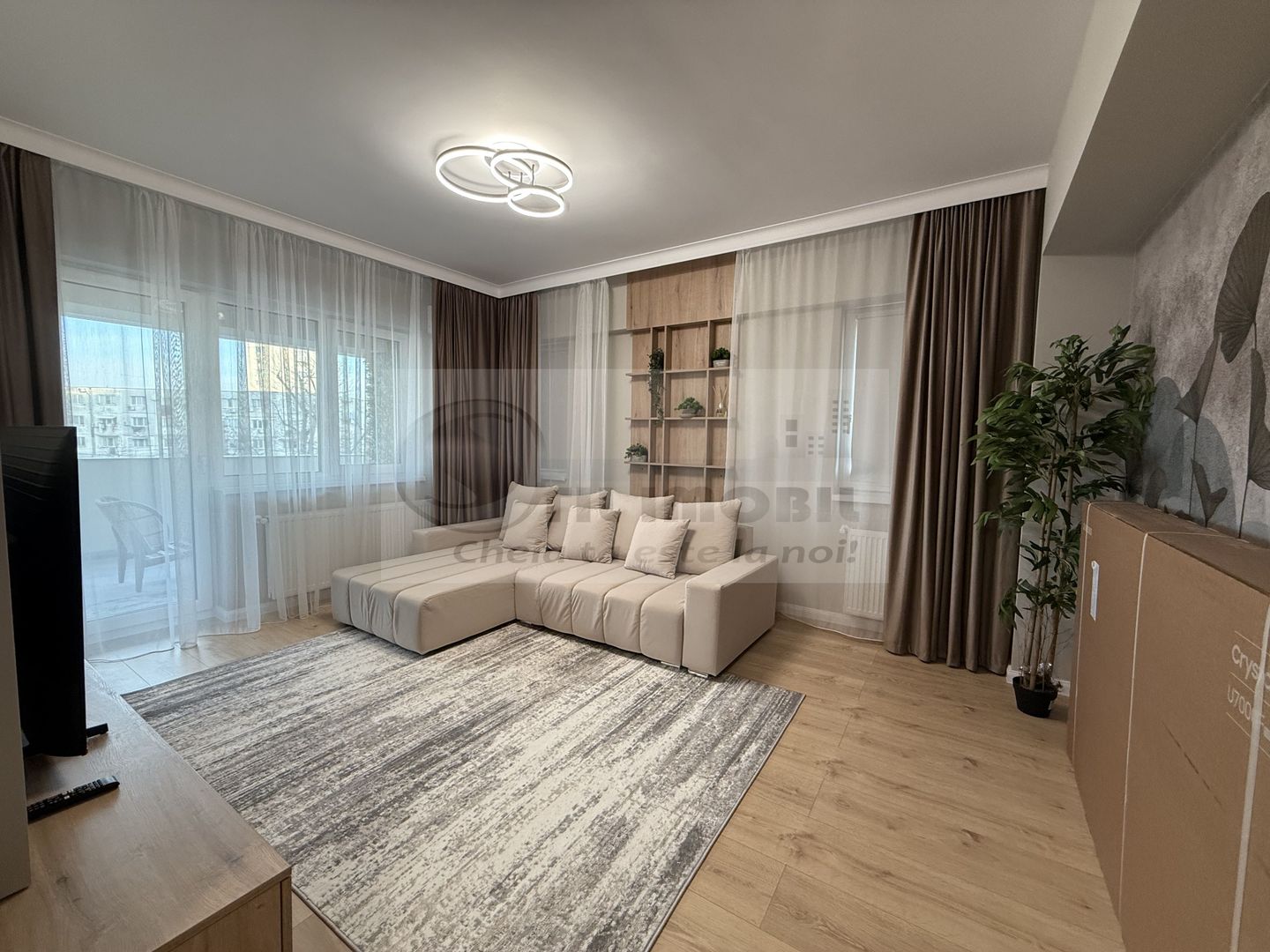 2 CAM , CENTRU PODU ROS PALAS , UNIREA TOWERS, LUX, PRIMA INCHIRIERE - Poză 1