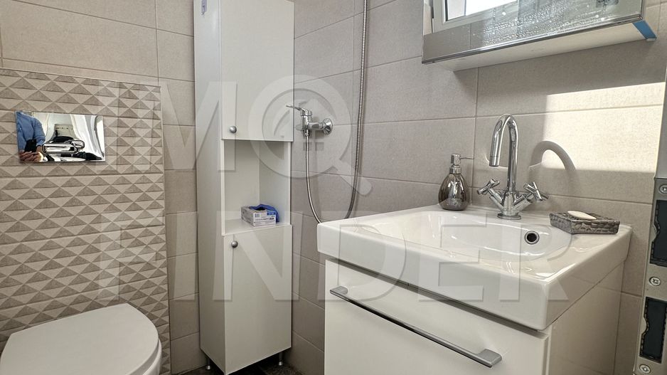 Casă specială de vânzare în Gheorgheni cu 600 mp teren - Poză 8