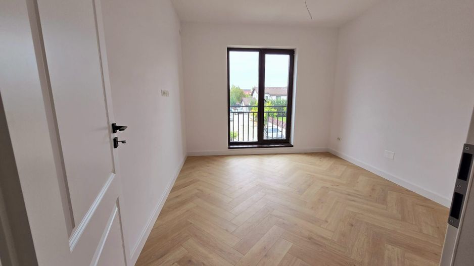 VILA 5 CAMERE | CORBEANCA | LANGA PADURE - Poză 15