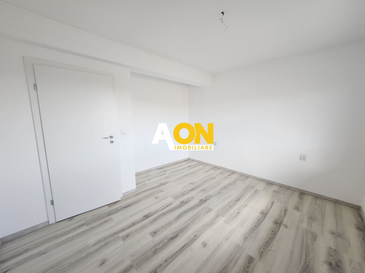 De vanzare casa tip insiruit 4 camere, 180 mp teren zona Alba Micesti - Poză 4