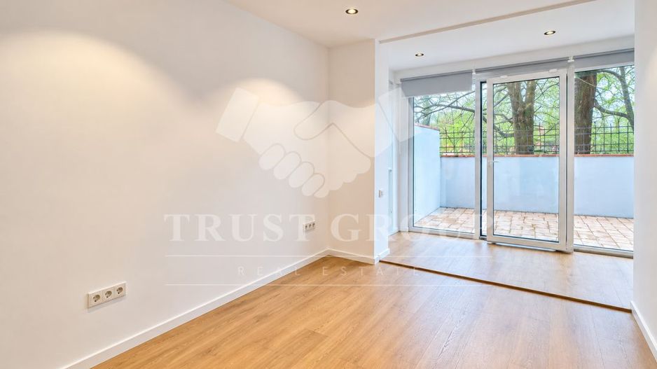 Aparatment 4 camere Victoriei | Terasa 44mp | Loc de parcare + Boxa - Poză 2