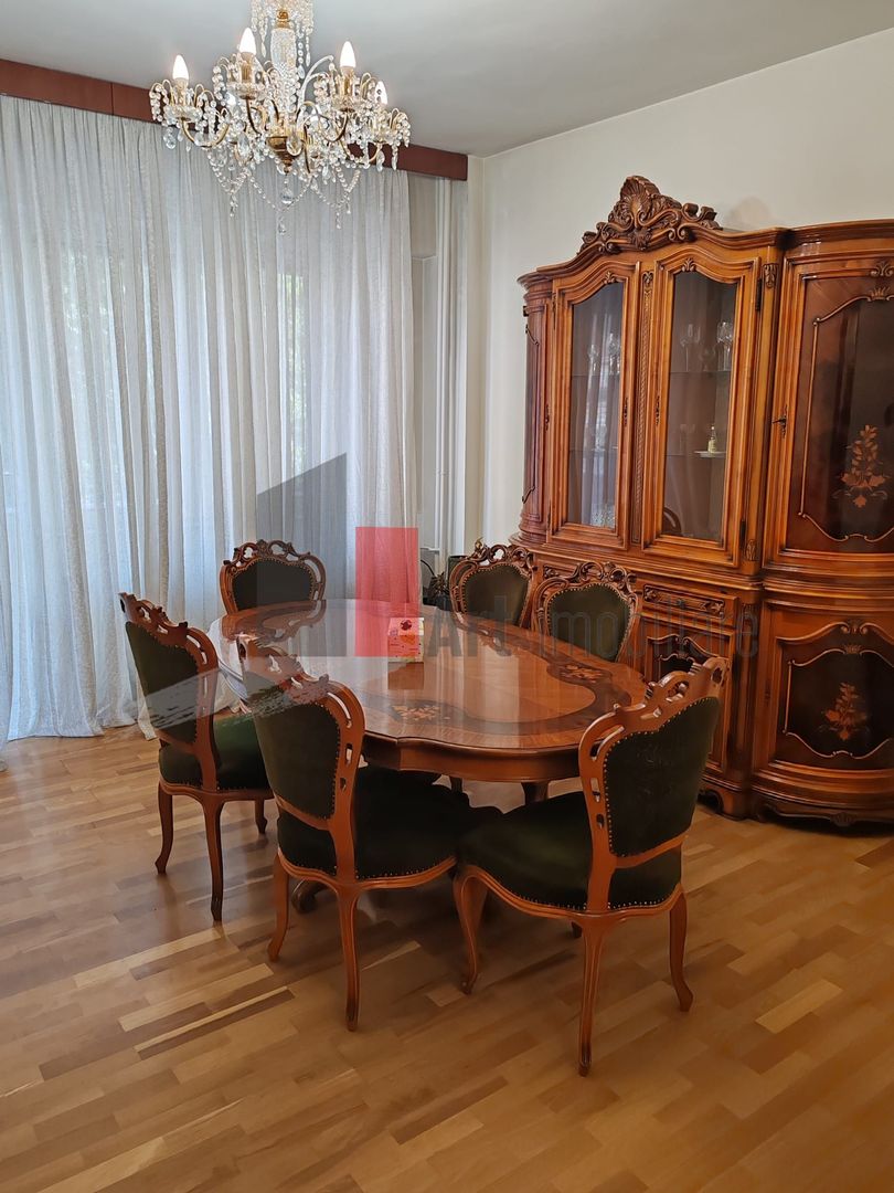 Apartament 4 camere cu centrală - Vasile Lascar - Poză 6