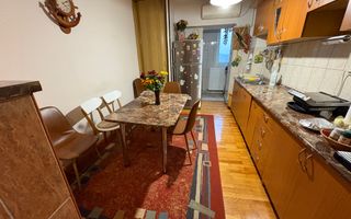 Apartament 3 camere Complexul Studentesc - Poză 5