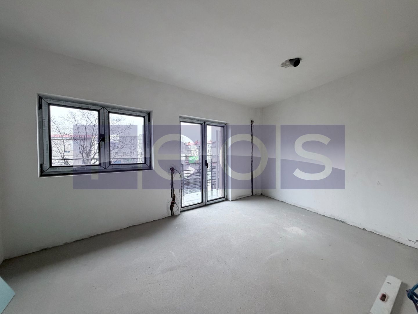 VANZARE 2 CAMERE | 57 MP UTILI | JIULUI - Poză 1