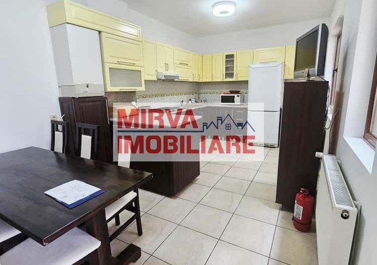 Casă 3 camere de închiriat, zona Centrală–ideală pentru salon/birouri - Poză 19