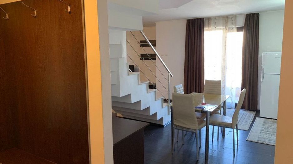 Inchiriere Penthouse zona Calea Bucuresti - Poză 2