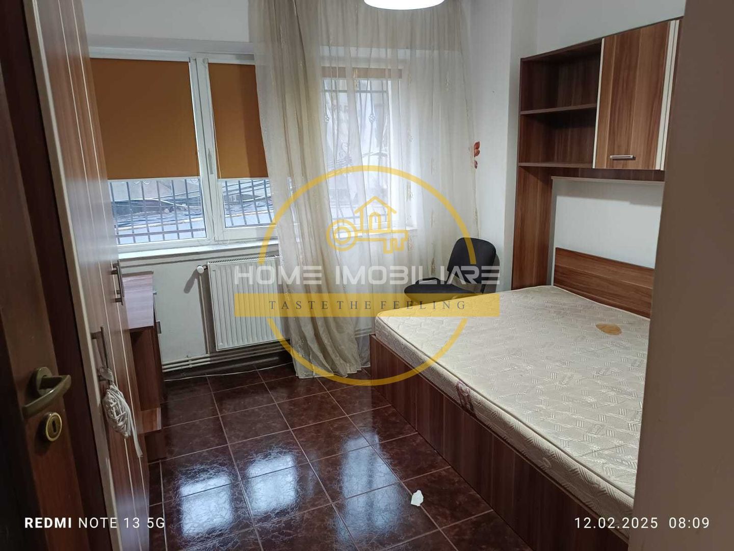 Etaj 1, P-ta Voievozilor, 3 Camere Decomandat zona Alexandru cel Bun - Poză 4