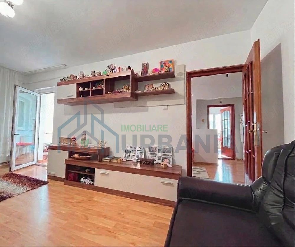 Apartament Decomandat 2 camere 2 Balcoane intabulat mobilat Izolat Zona Alexandru cel bun iasi - Poză 2