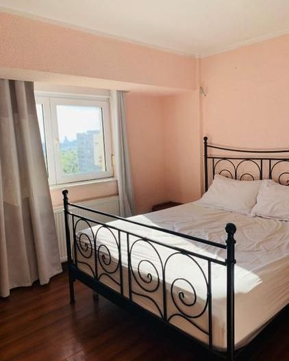 Vanzare Apartament 3 Camere Stradal Rond Alba Iulia cu Centrala Termica - Poză 1