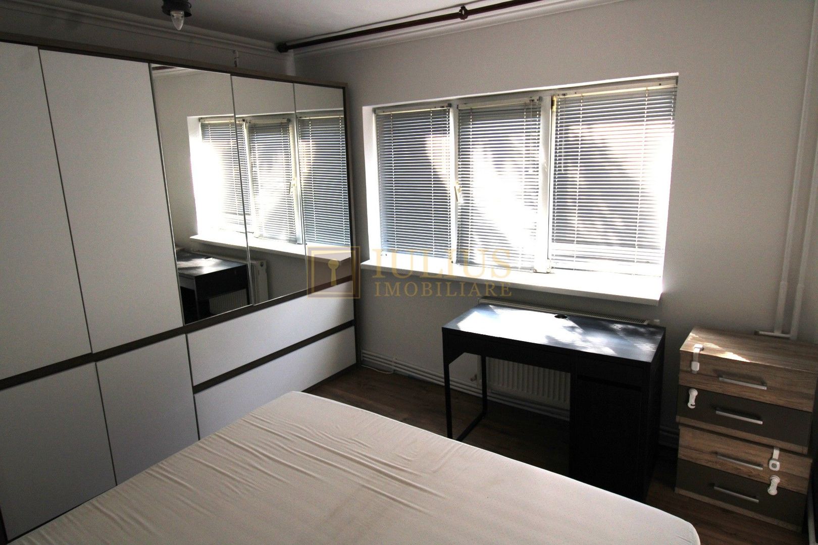 aproape de Spitalul Judetean, Complex, centrala proprie - Poză 2