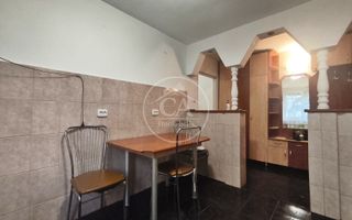 Apartament cu 2 camere de vânzare în zona Rogerius, Oradea - Poză 9