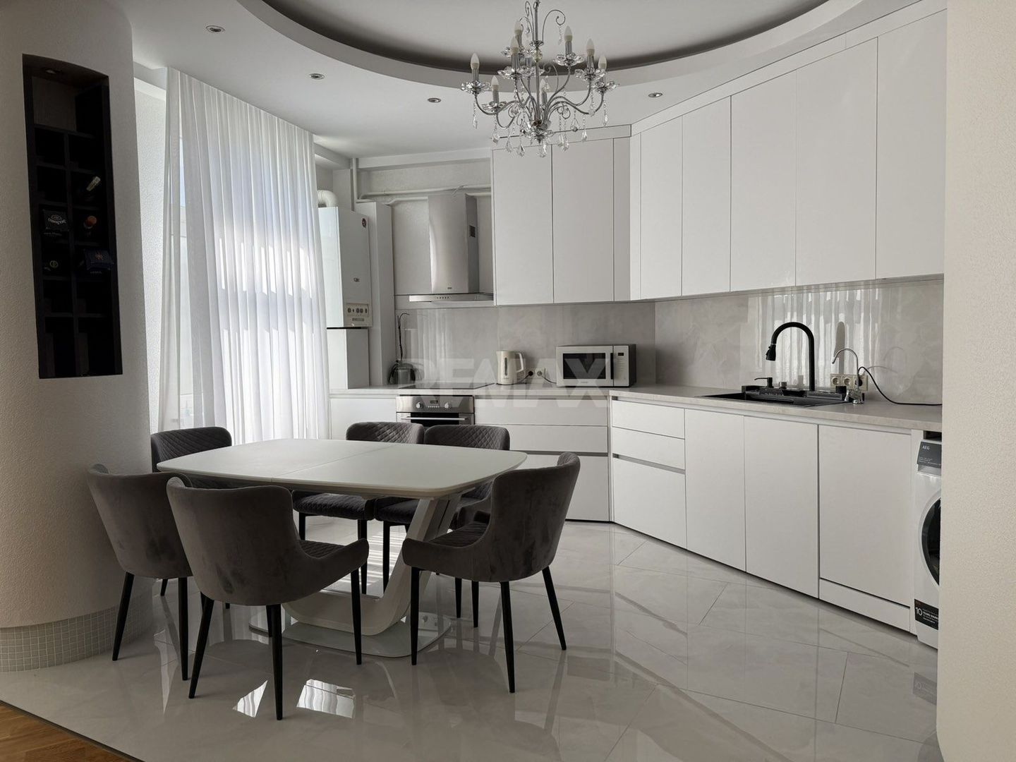 Apartament spre vinzare sectorul Rascani - Poză 2
