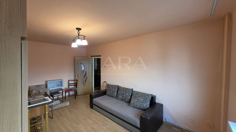 Garsonieră luminoasă, etaj 6, balcon, Mănăștur. - Poză 1
