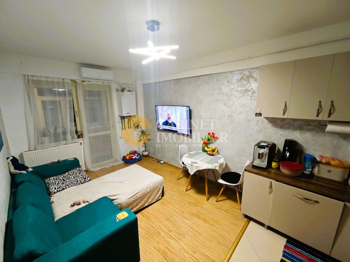3 camere - mobilat & utilat - finisaje PREMIUM - parcare privată - Poză 2