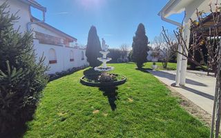 Casa perfectă pentru familie – curte, foișor cu grătar și garaj triplu - Poză 4