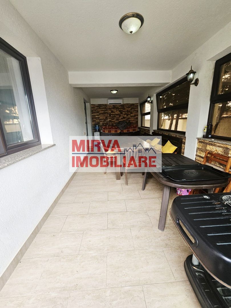 Vilă spațioasă Strejnicu S+P+1E+M, 8 camere, garaj, teren 595 mp - Poză 20