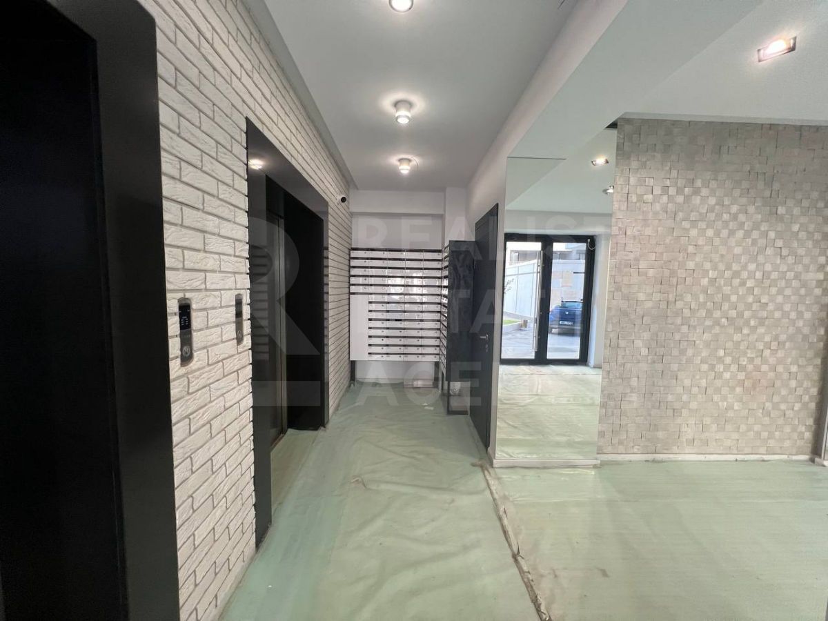 Vânzare, penthouse, 3 camere + living, strada Calea Ieşilor, Sculeni - Poză 18