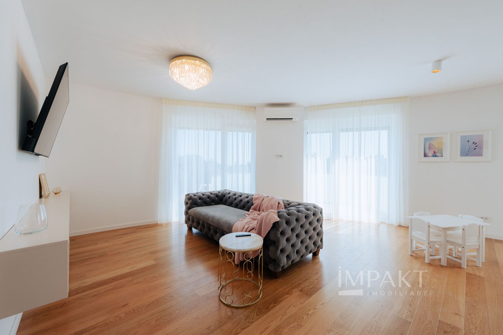 Apartament deosebit cu 4 camere la 5 minute de UMF - Poză 4