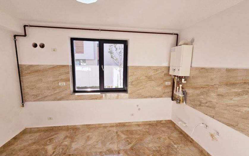 Casa etaj Ciorogarla - Poză 3