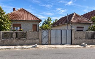 Casa cu 1430 mp teren, la 20 km de Oradea - Poză 1