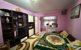 Str Babadag apartament 2 camere renovat, centrala gaz - Poză 4