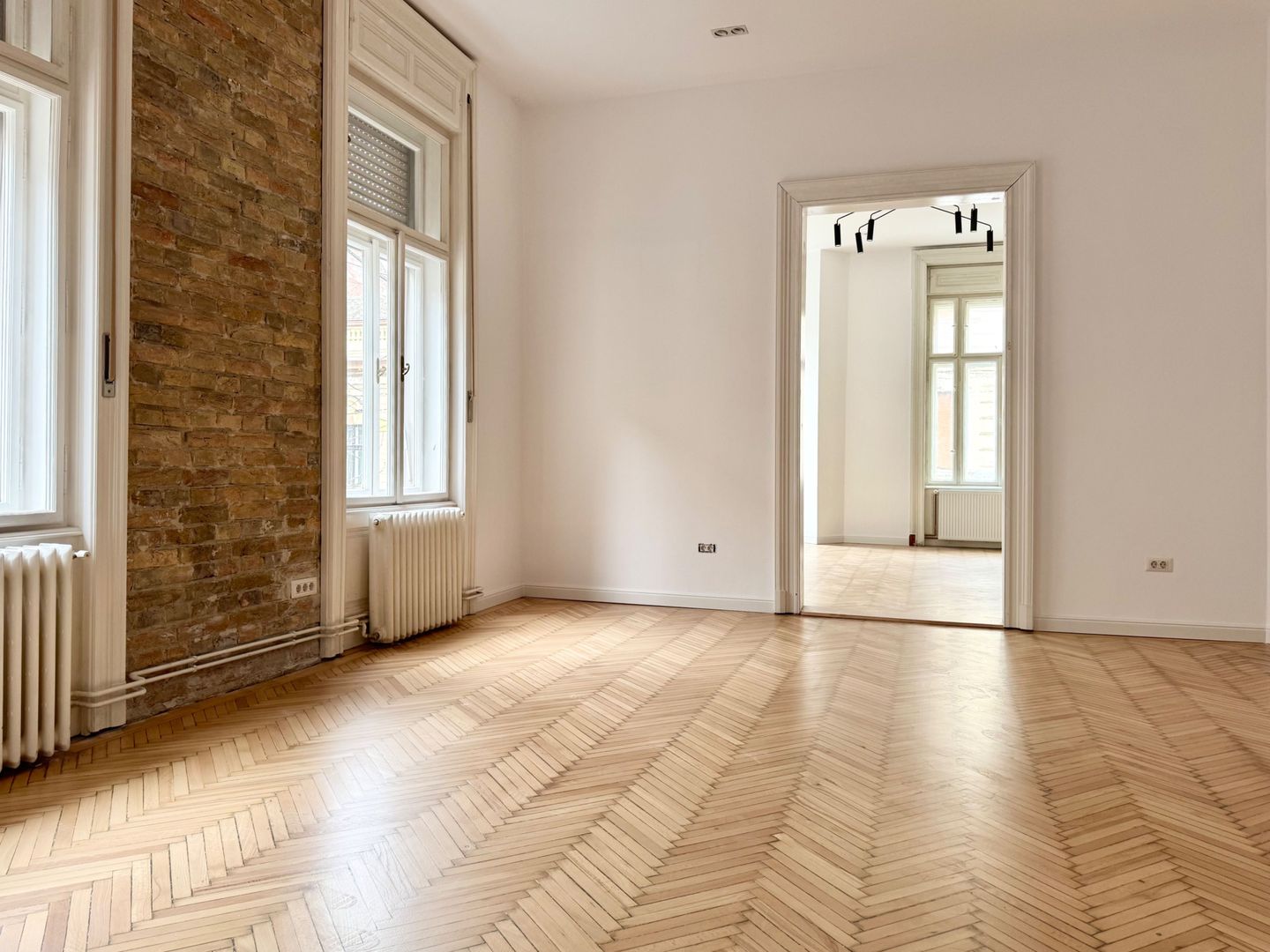 Birouri reprezentative, finisaje moderne, prima închiriere - Poză 14