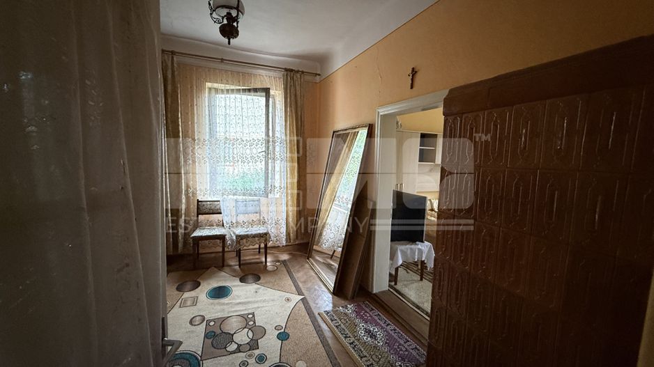 Casă de vânzare | Rădăuți | Ultracentral | Teren 705 mp - Poză 3