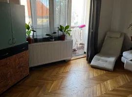 Apartament 3 camere Complexul Studentesc etaj 1 - Poză 2