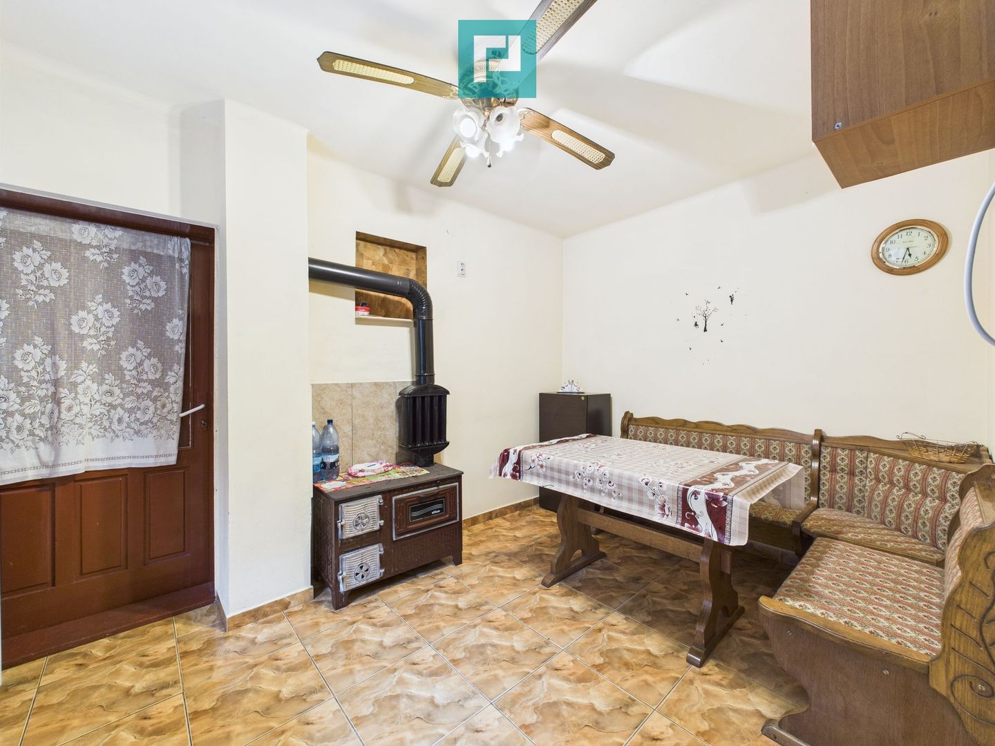 Casă de cărămidă in Grădiște - Poză 3