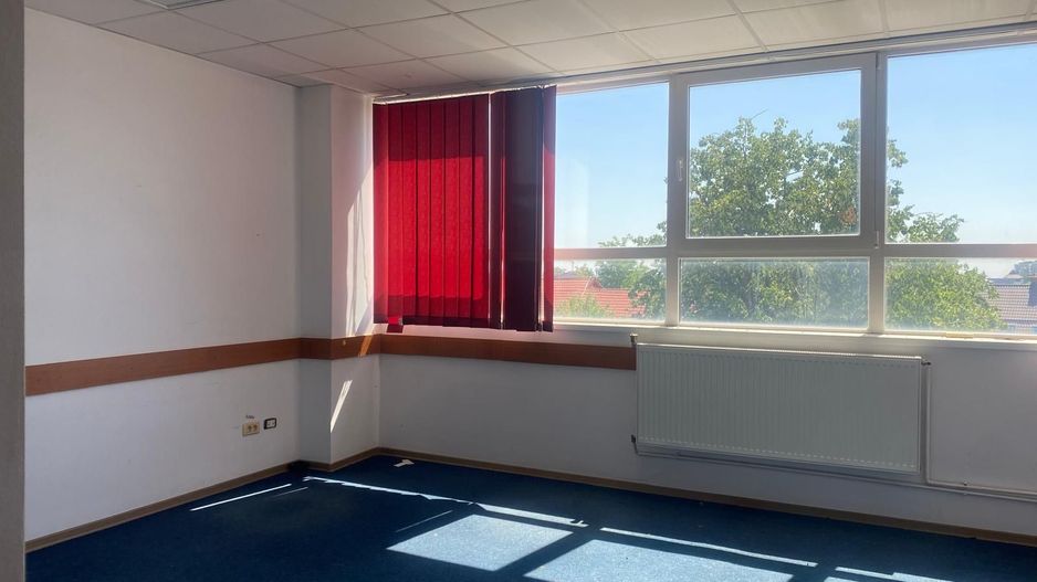 Luminos! Inchiriere spatiu in Targoviste - Poză 3