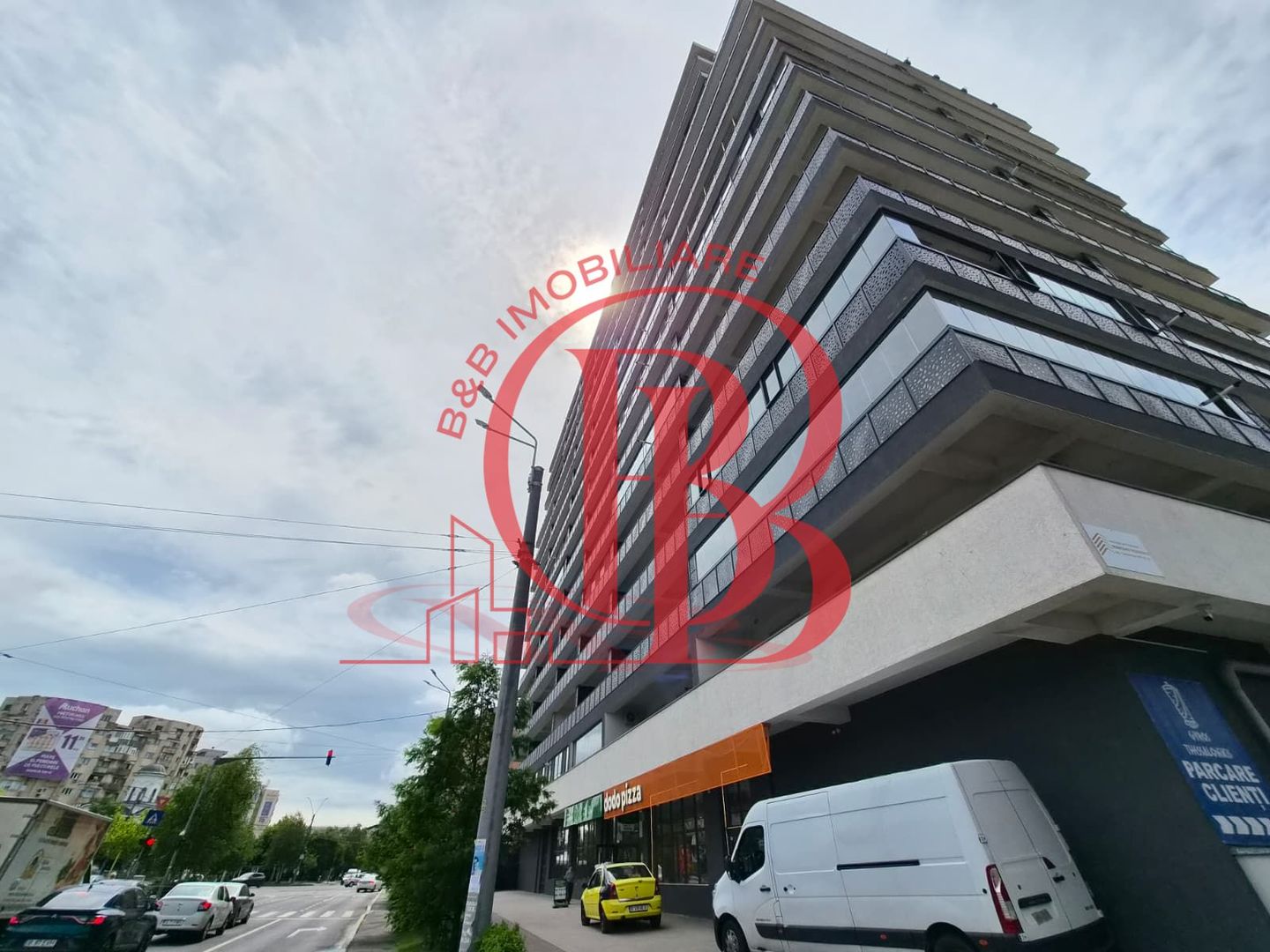 5 camere 193 mp total | 2 Terase | 3 bai | Liviu Rebreanu - Poză 1