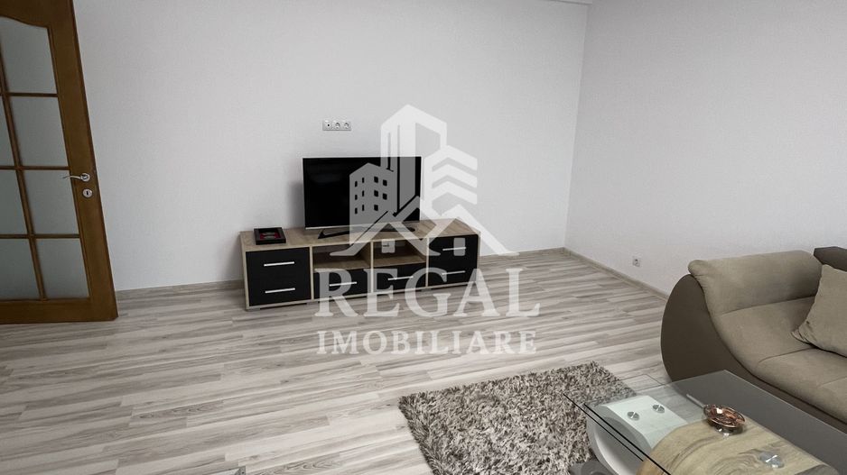 Apartament modern de închiriat – zonă centrală, pietonală - Poză 2