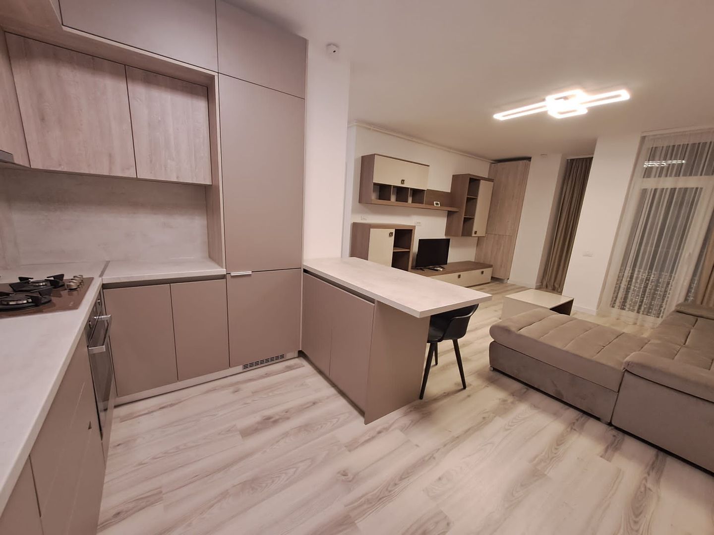 Ap2Cam|Parcare,AerConditionat,Centrala,Mob+Ut,ImobilNou|CampeadorCity. - Poză 3