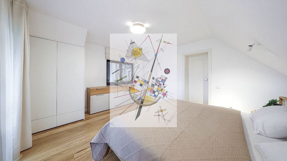 Proprietate Deosebita - Poză 46