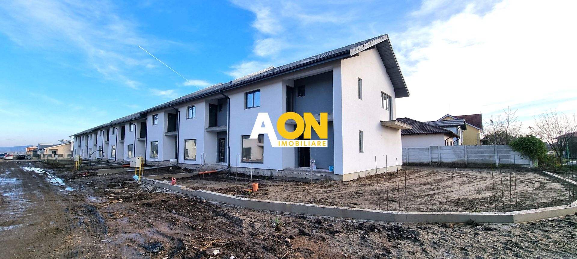 De vanzare casa tip insiruit 367 mp teren zona Alba Micesti - Poză 1