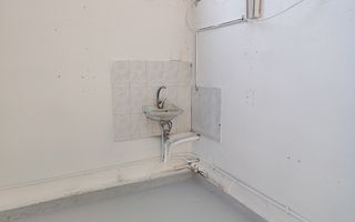 Hala cu curte inchisa zona Turnisor - Poză 7