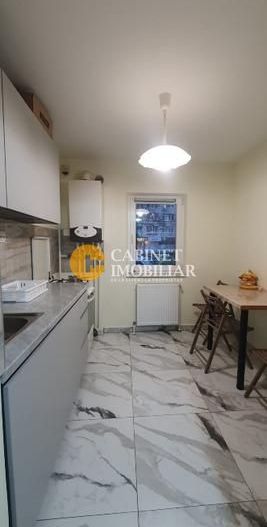 3 Camere Decomandat-Renovat- zona Alexandru cel Bun- bloc 1982 - Poză 4