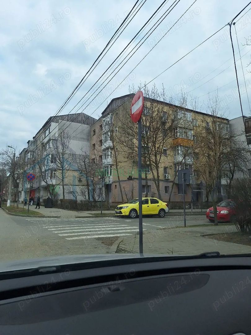 Apartament 2 camere, Dacia, 46 mp, etaj 3, parcare - Poză 1