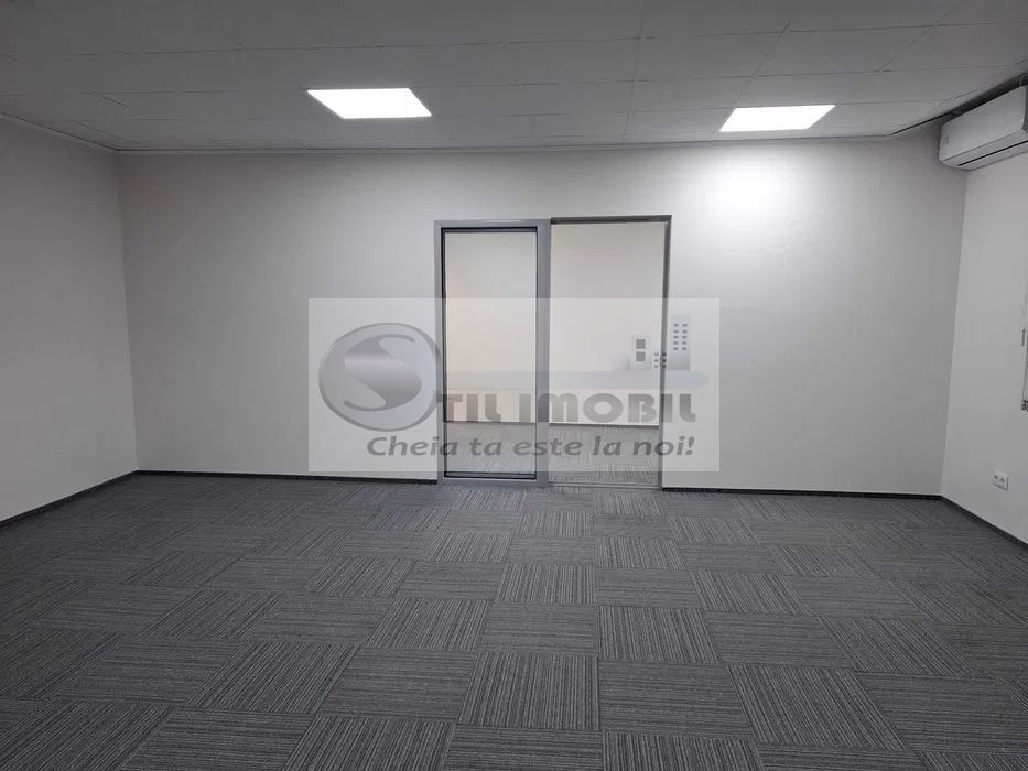 Spatiu Sf. Lazar ( Palas) - 899 euro - Poză 3