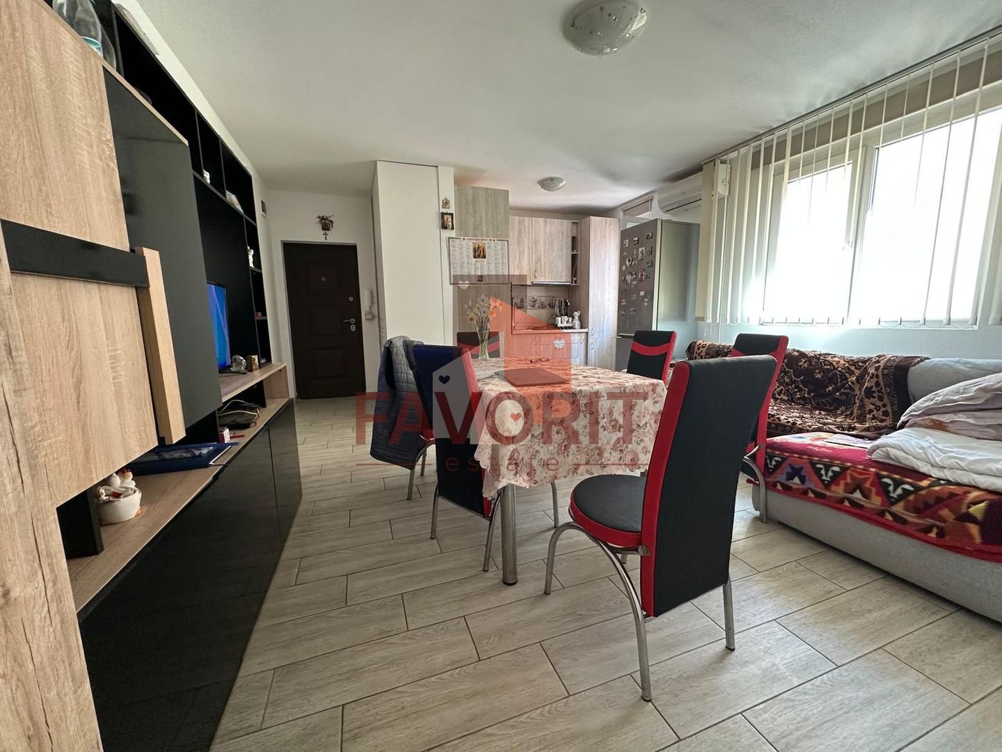 2 camere | centrala proprie | bloc nou | etaj 1 | zona excelenta | - Poză 2