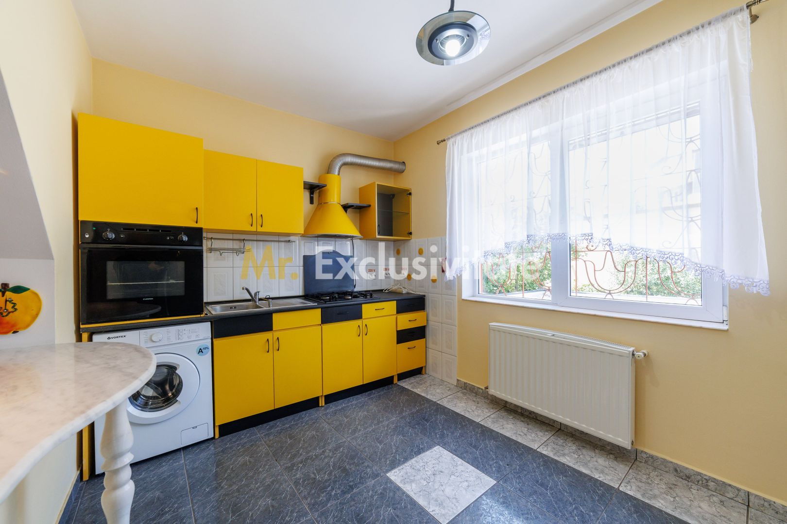 Proprietate multifunctionala | Doua cladiri | 581 mp | Pitesti - Poză 26