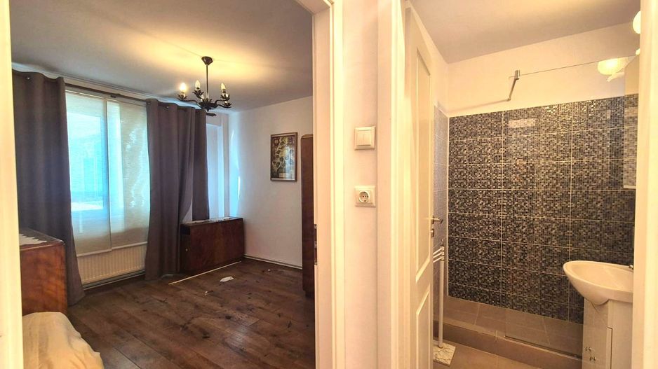 Zona Piata Astra, 3 camere, insorit, cu priveliste. - Poză 8