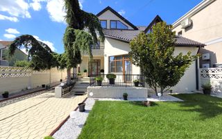 Ovidiu Sud - Zona premium - Vila impozanta, curte mare, garaj, terasa! - Poză 1