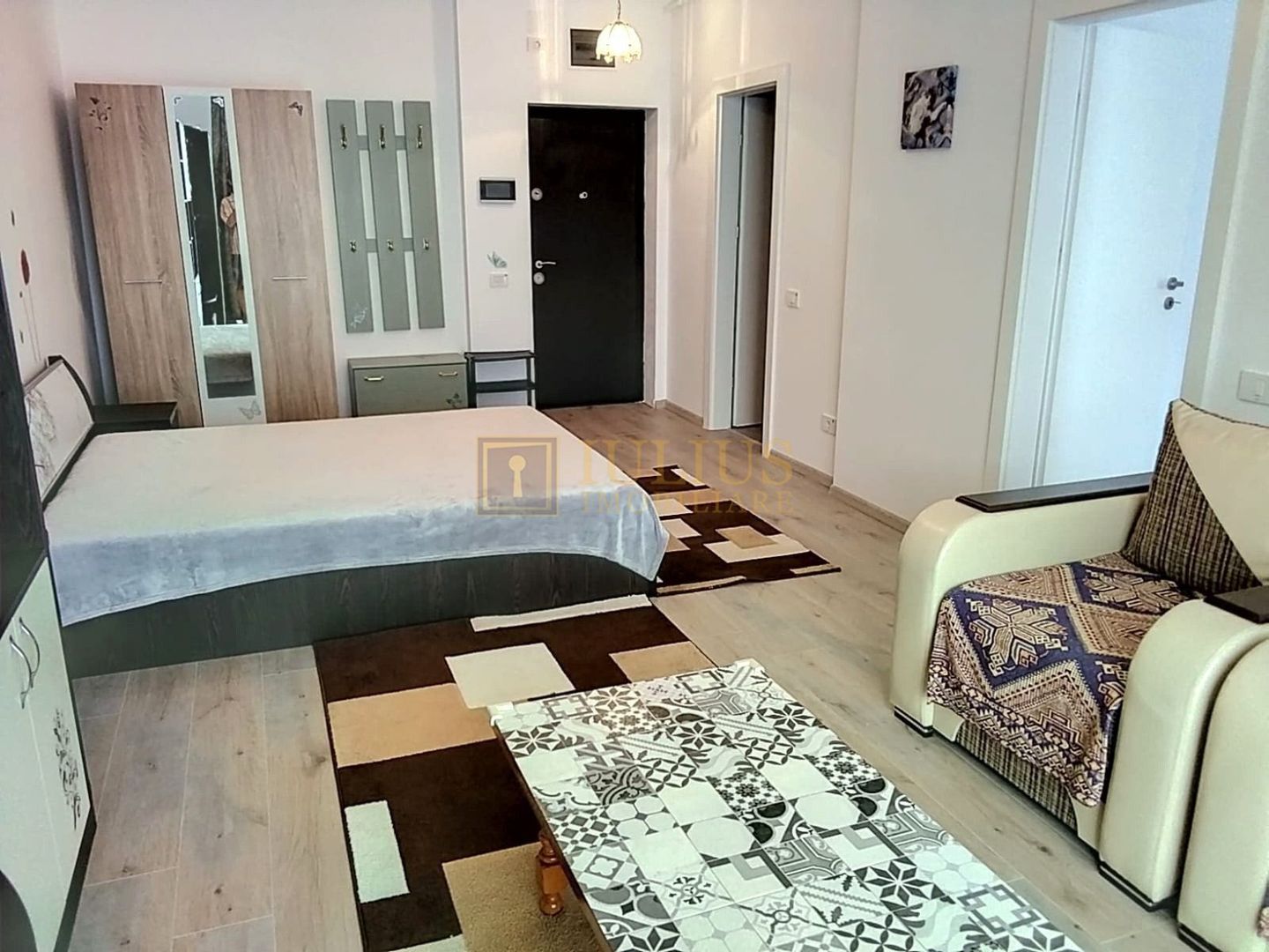 Vivalia, o camera, centrala proprie - Poză 2